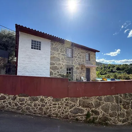 Casa Veríssimo - Gerês Chalé *
